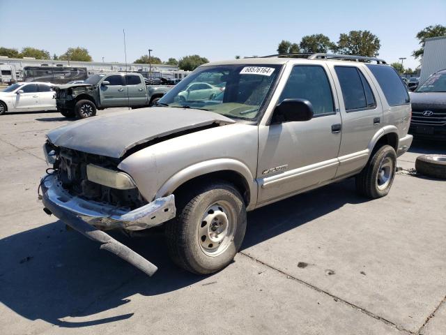 CHEVROLET BLAZER 2002 with VIN 1GNDT13W22K190722 - Photo from auction