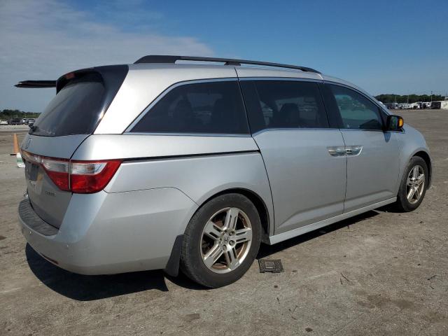 Photo 3 from auction – 2012 HONDA ODYSSEY TO with VIN 5FNRL5H96CB072860