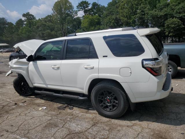 Photo 2 from auction – 2021 TOYOTA 4RUNNER SR with VIN JTEMU5JR5M5847553