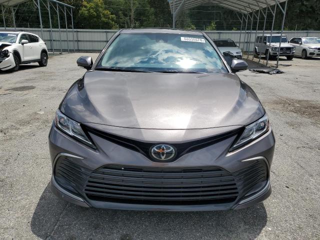 Photo 5 from auction – 2022 TOYOTA CAMRY LE with VIN 4T1R11AK3NU683074