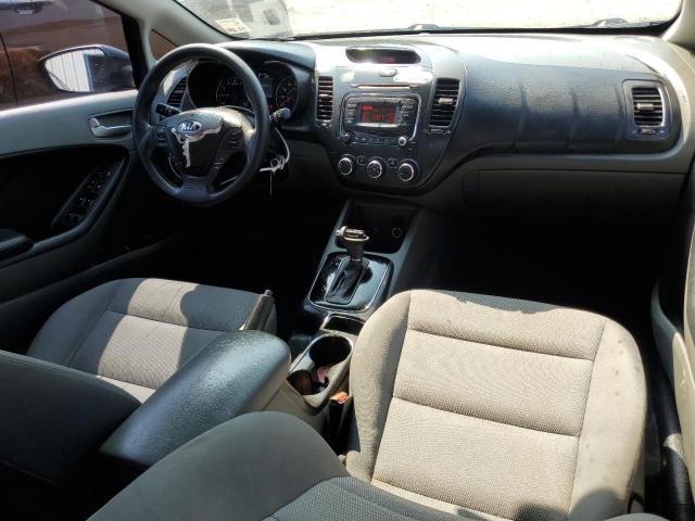 Photo 8 from auction – 2017 KIA FORTE LX with VIN 3KPFK4A77HE053630