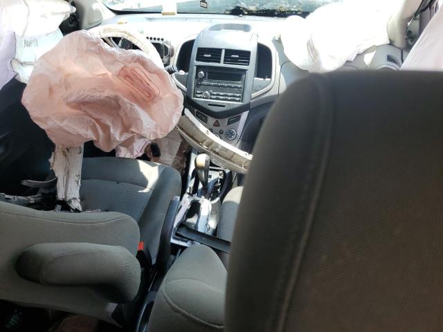 Фото 8 с аукциона – 2016 CHEVROLET SONIC с VIN 1G1JA6SH4G4147103