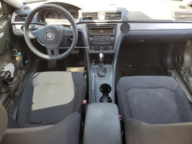 Photo 8 from auction – 2015 VOLKSWAGEN PASSAT S with VIN 1VWAT7A30FC042329