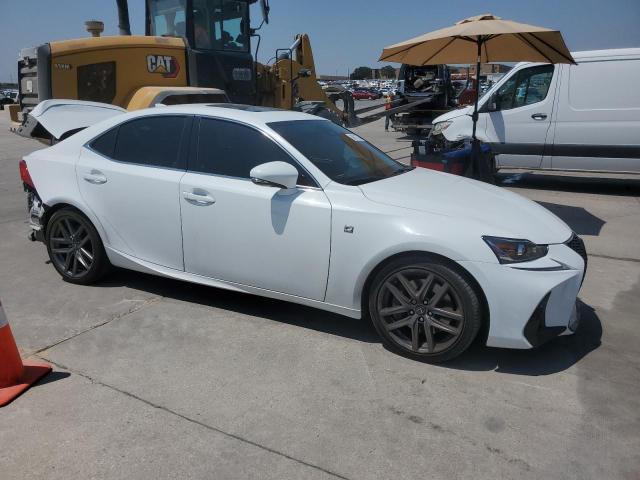 Photo 4 from auction – 2017 LEXUS IS 200T with VIN JTHBA1D24H5046399