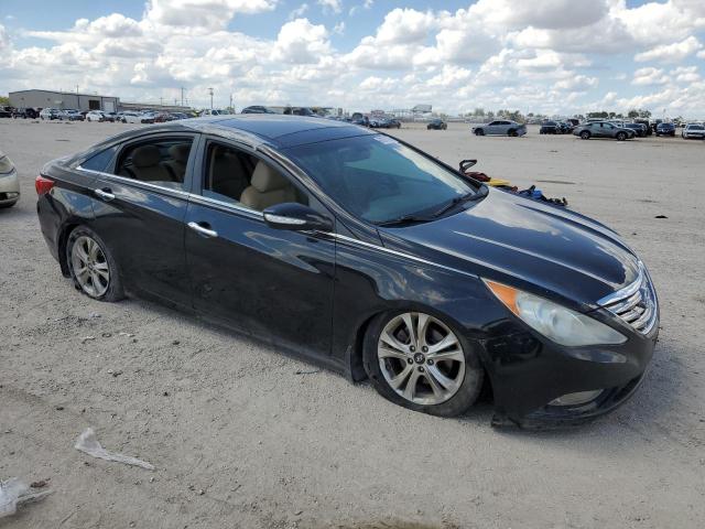 Photo 4 from auction – 2013 HYUNDAI SONATA SE with VIN 5NPEC4AC4DH577202