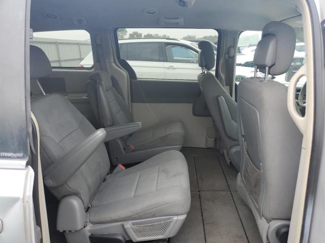 Photo 11 from auction – 2010 CHRYSLER TOWN & COU with VIN 2A4RR4DE0AR368612