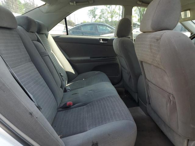 Photo 10 from auction – 2005 TOYOTA CAMRY LE with VIN 4T1BE32K25U016643