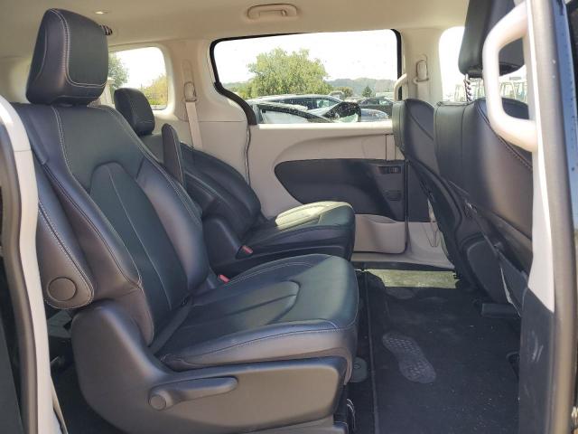 Photo 11 from auction – 2024 CHRYSLER PACIFICA H with VIN 2C4RC1S74RR130851