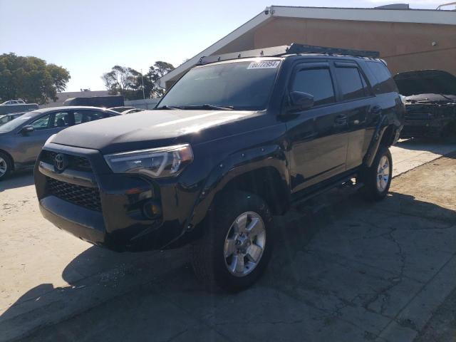 TOYOTA 4RUNNER SR 2017 z numerem VIN JTEBU5JR1H5437782 - Zdjęcie z aukcji