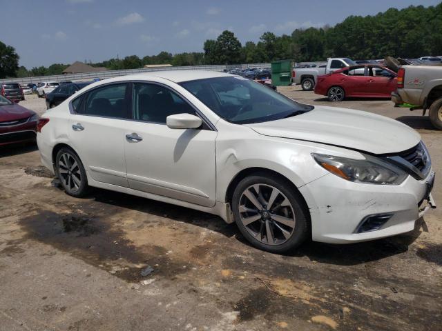 Photo 4 from auction – 2017 NISSAN ALTIMA 2.5 with VIN 1N4AL3AP3HC289321