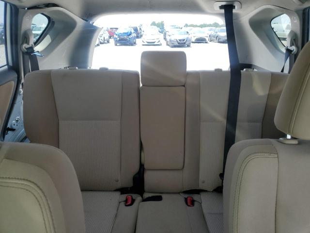 Photo 10 from auction – 2015 TOYOTA RAV4 XLE with VIN JTMWFREV8FJ047152
