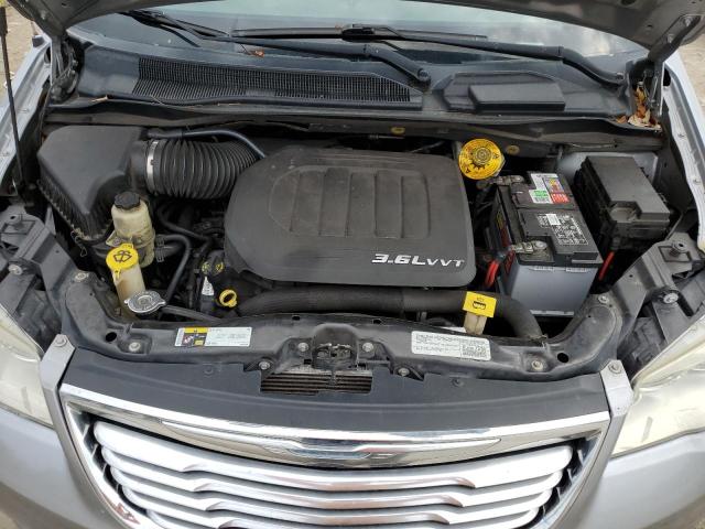 Photo 12 from auction – 2015 CHRYSLER TOWN & COU with VIN 2C4RC1BG6FR565141
