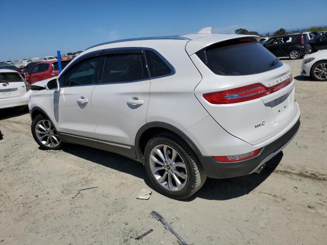 Photo 2 from auction – 2017 LINCOLN MKC SELECT with VIN 5LMCJ2C97HUL22437