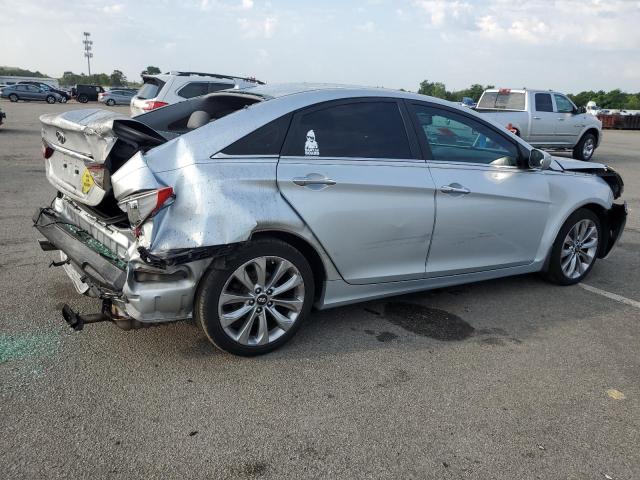 Photo 3 from auction – 2013 HYUNDAI SONATA SE with VIN 5NPEC4AC9DH680793