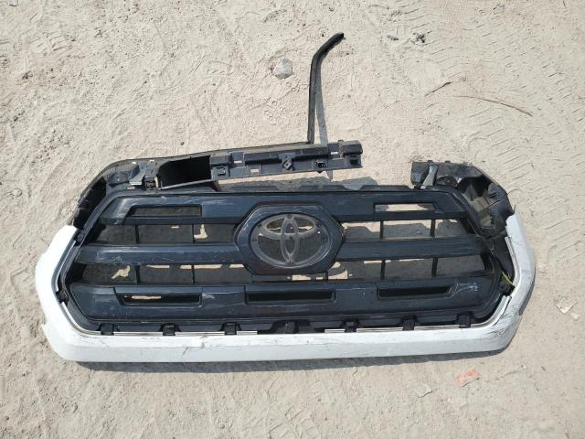 Photo 13 from auction – 2017 TOYOTA TACOMA ACC with VIN 5TFRX5GN6HX080666