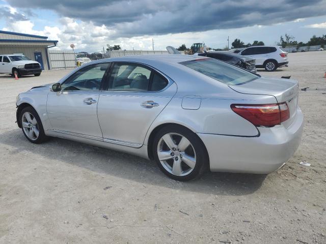 Photo 2 from auction – 2012 LEXUS LS 460 with VIN JTHBL5EF4C5113241