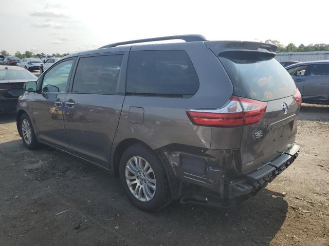 Photo 2 from auction – 2016 TOYOTA SIENNA XLE with VIN 5TDYK3DC4GS721741