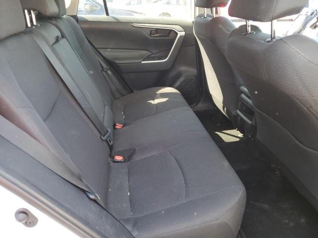 Photo 11 from auction – 2019 TOYOTA RAV4 LE with VIN 2T3F1RFV1KC026752