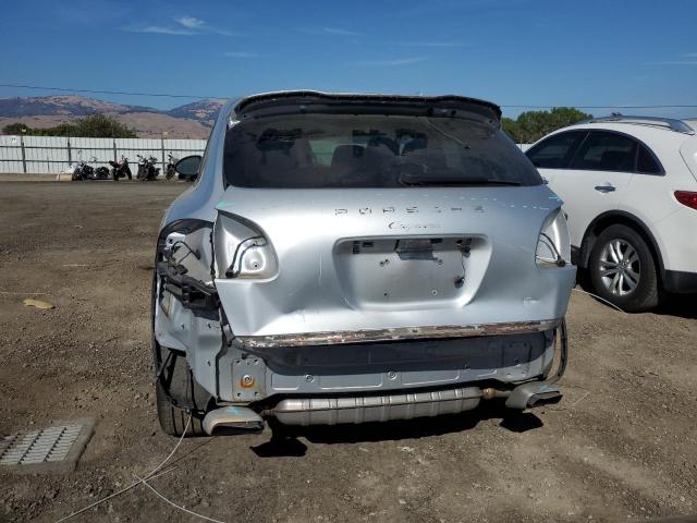 Photo 6 from auction – 2011 PORSCHE CAYENNE with VIN WP1AA2A25BLA07166