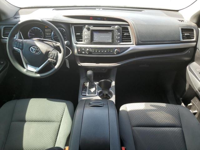 Photo 8 from auction – 2019 TOYOTA HIGHLANDER with VIN 5TDBZRFH8KS929739