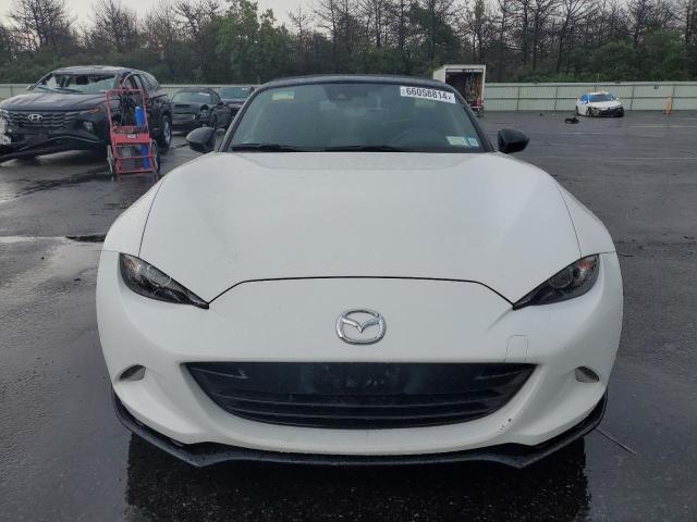 Photo 5 from auction – 2021 MAZDA MX-5 MIATA with VIN JM1NDAC72M0452045