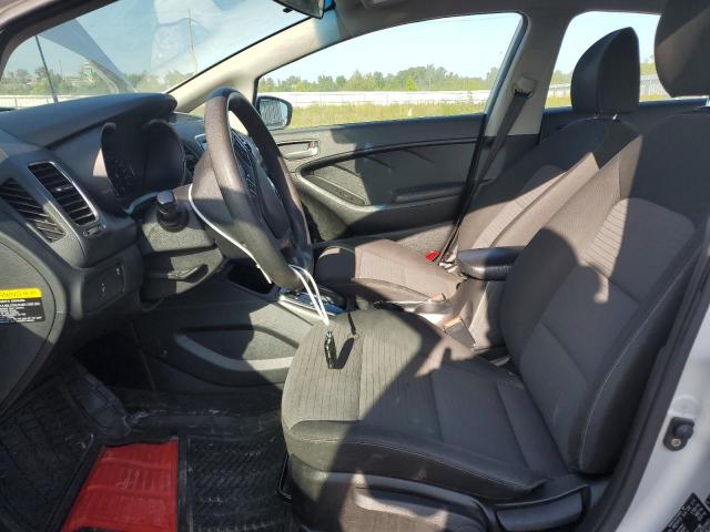 Photo 7 from auction – 2017 KIA FORTE LX with VIN 3KPFL4A77HE020401