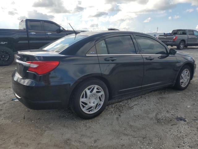 Photo 3 from auction – 2014 CHRYSLER 200 LX with VIN 1C3CCBAB1EN140816