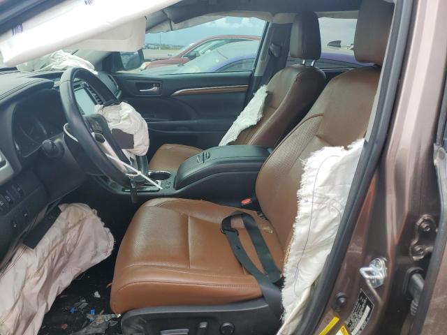 Photo 7 from auction – 2018 TOYOTA HIGHLANDER with VIN 5TDYZRFH5JS239133