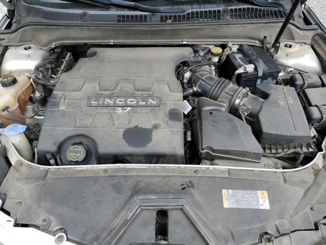 Photo 11 from auction – 2016 LINCOLN MKZ with VIN 3LN6L2GK6GR633774