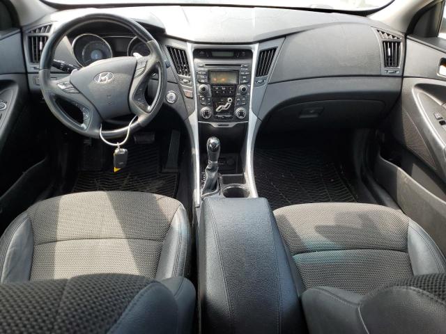 Photo 8 from auction – 2012 HYUNDAI SONATA SE with VIN 5NPEC4AB7CH465547