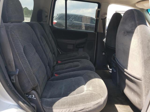 Photo 11 from auction – 2002 FORD EXPLORER X with VIN 1FMZU63E02UB93540