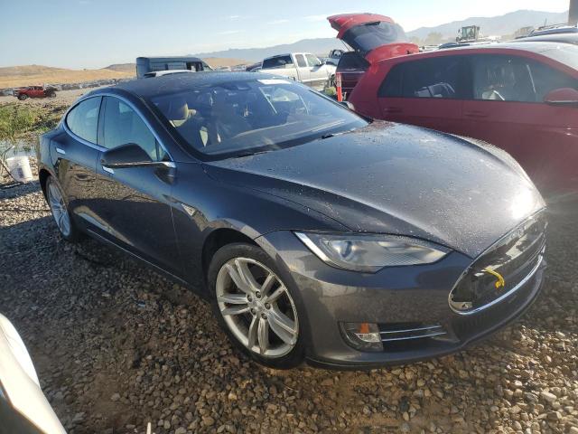 Photo 4 from auction – 2015 TESLA MODEL S 70 with VIN 5YJSA1S27FF094270
