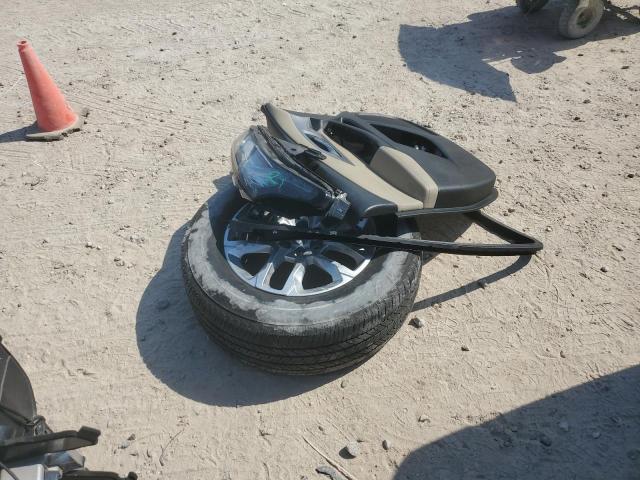 Photo 13 from auction – 2022 CHEVROLET TRAVERSE L with VIN 1GNERFKW1NJ101766