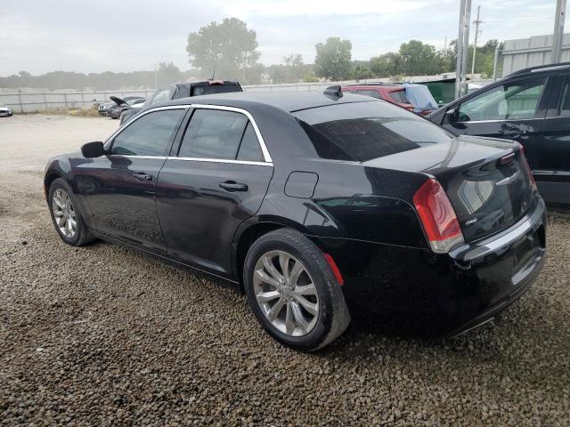Снимка 2 от търг – 2017 CHRYSLER 300 LIMITE с VIN 2C3CCARG9HH571427