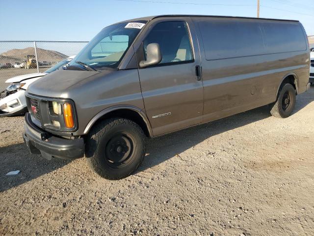 GMC SAVANA G35 2002 with VIN 1GTHG39R521156470 - Photo from auction