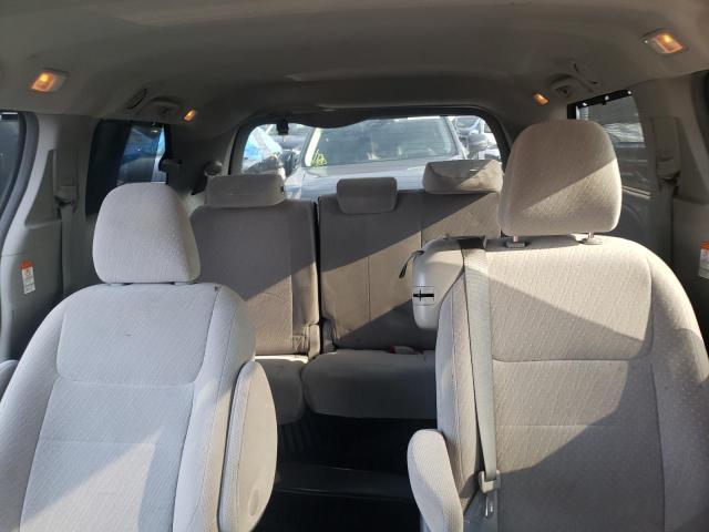 Photo 10 from auction – 2017 TOYOTA SIENNA LE with VIN 5TDKZ3DC4HS875837