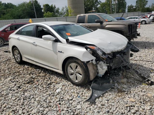 Photo 4 from auction – 2014 HYUNDAI SONATA HYB with VIN KMHEC4A46EA117889