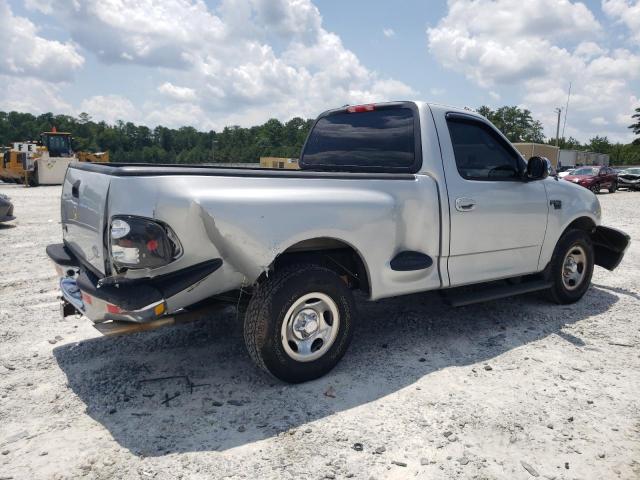 Photo 3 from auction – 2002 FORD F-150 LARI with VIN 2FTRF07W72CA90081