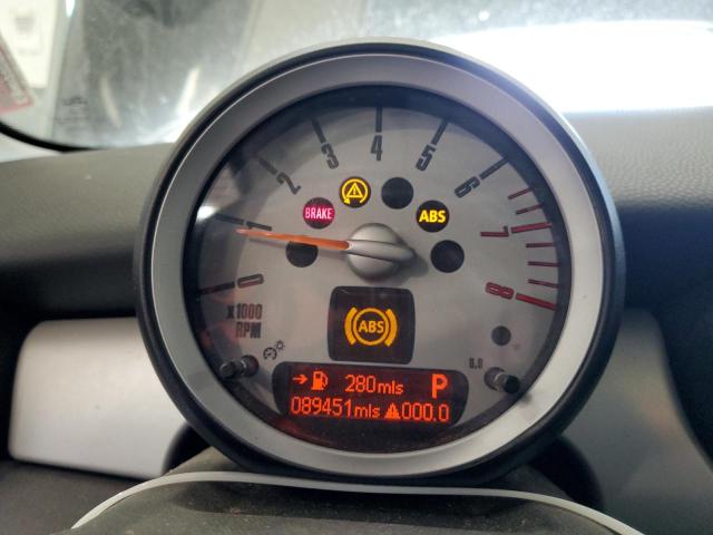 Photo 9 from auction – 2009 MINI COOPER CLU with VIN WMWML33559TX35440