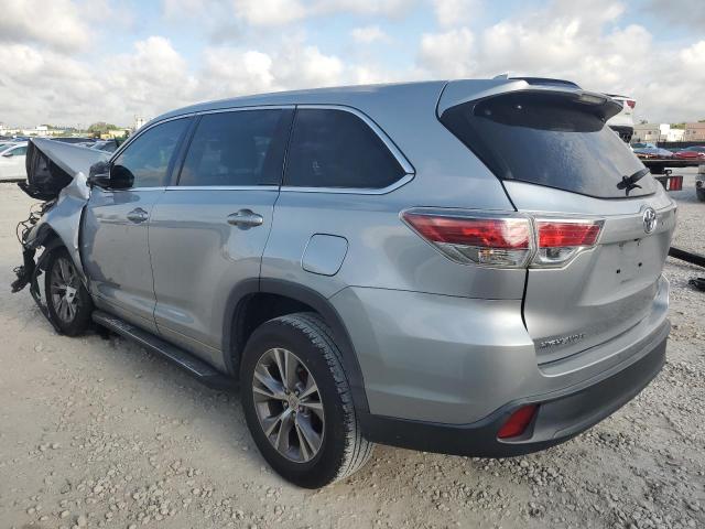 Photo 2 from auction – 2015 TOYOTA HIGHLANDER with VIN 5TDZKRFH9FS075188
