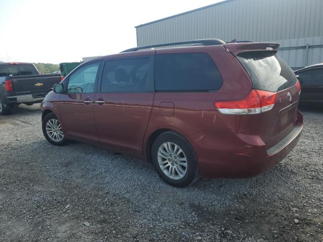 Photo 2 from auction – 2011 TOYOTA SIENNA XLE with VIN 5TDYK3DC1BS126161