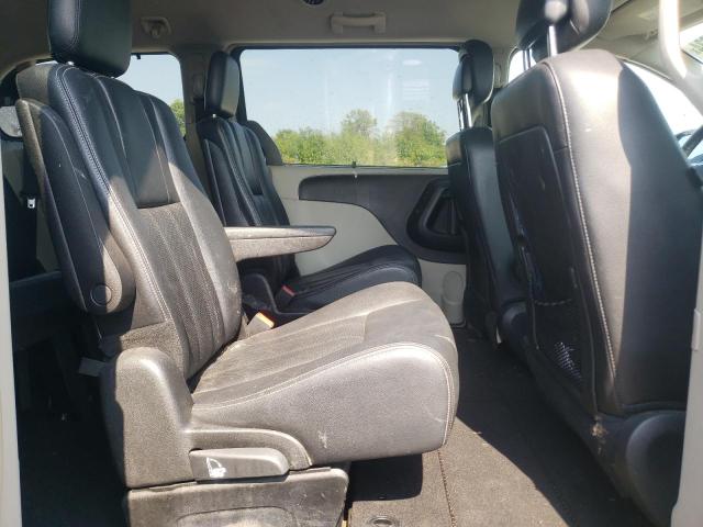 Photo 11 from auction – 2013 CHRYSLER TOWN & COU with VIN 2C4RC1CG7DR753355