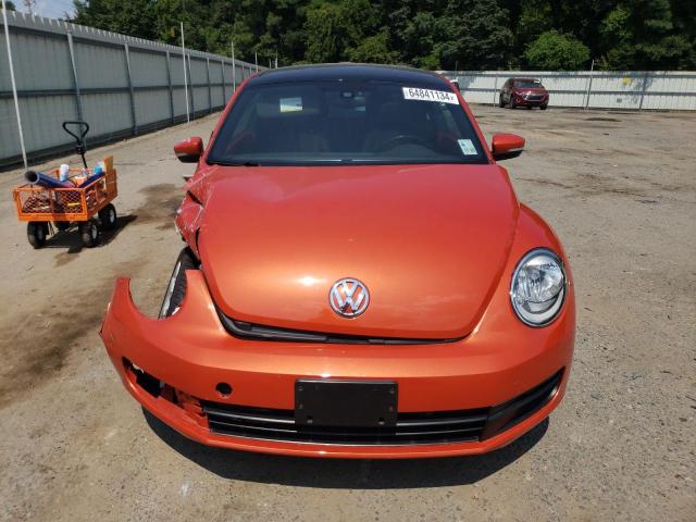 Photo 5 from auction – 2016 VOLKSWAGEN BEETLE SE with VIN 3VWJ07AT2GM635151