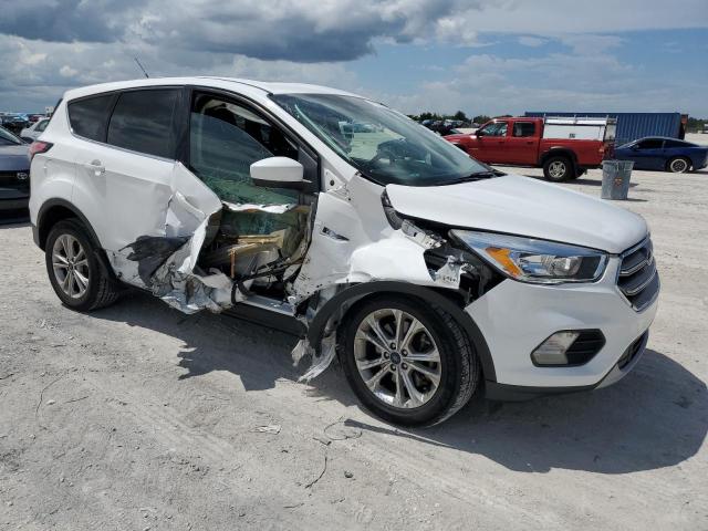 Photo 4 from auction – 2017 FORD ESCAPE SE with VIN 1FMCU0G96HUC52387