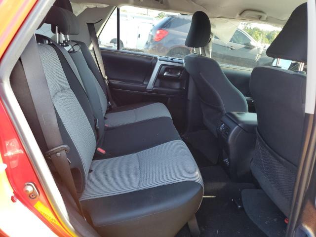 Photo 11 from auction – 2022 TOYOTA 4RUNNER SR with VIN JTEMU5JR2N6063097