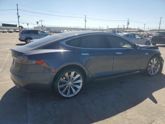 Photo 3 from auction – 2015 TESLA MODEL S 85 with VIN 5YJSA1H16FFP68746