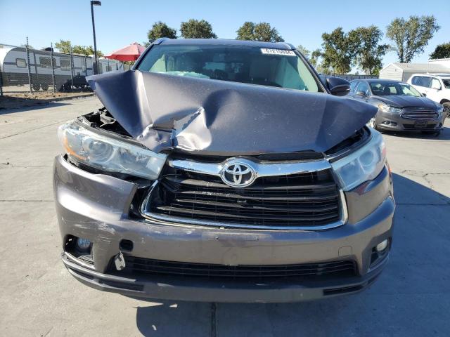 Photo 5 from auction – 2015 TOYOTA HIGHLANDER with VIN 5TDJKRFH7FS201402