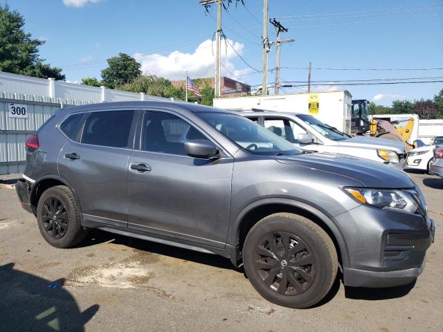 Photo 4 from auction – 2017 NISSAN ROGUE S with VIN KNMAT2MV2HP597703