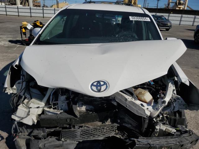 Photo 12 from auction – 2015 TOYOTA SIENNA SPO with VIN 5TDXK3DC6FS664677