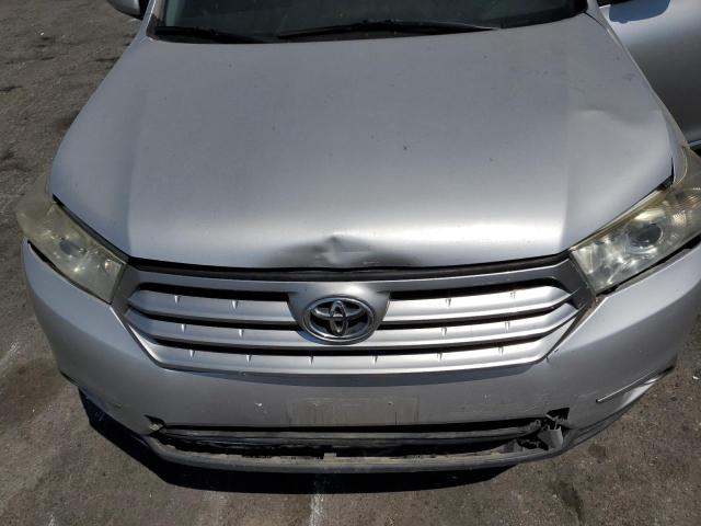 Photo 12 from auction – 2011 TOYOTA HIGHLANDER with VIN 5TDZK3EH2BS040260